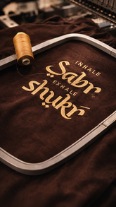 Sabar shukr oversized embroidery t-shirt – Stylelum